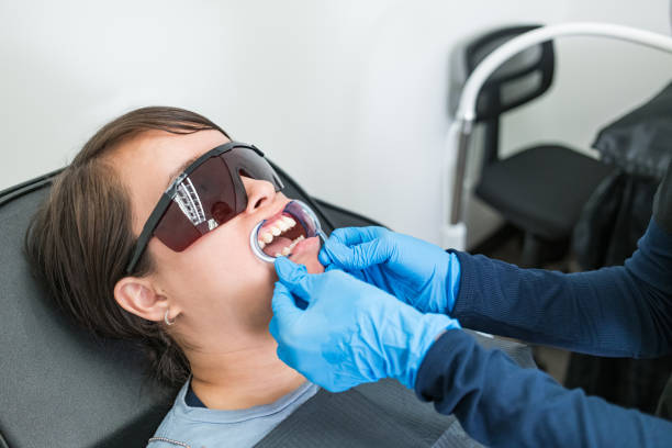 Best Emergency Tooth Extraction in Lake Forest, IL